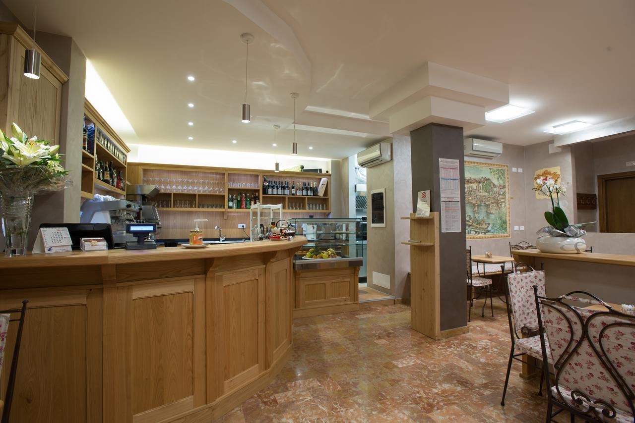Hotel Italia Sacile Eksteriør bilde